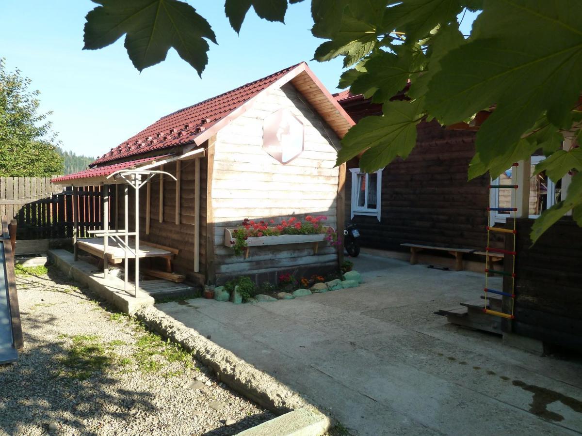 Kostel House Hotel Mykulychyn Exterior photo
